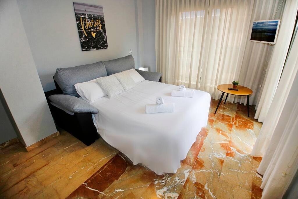 Castanos Apartment With Ac Alicante Eksteriør bilde